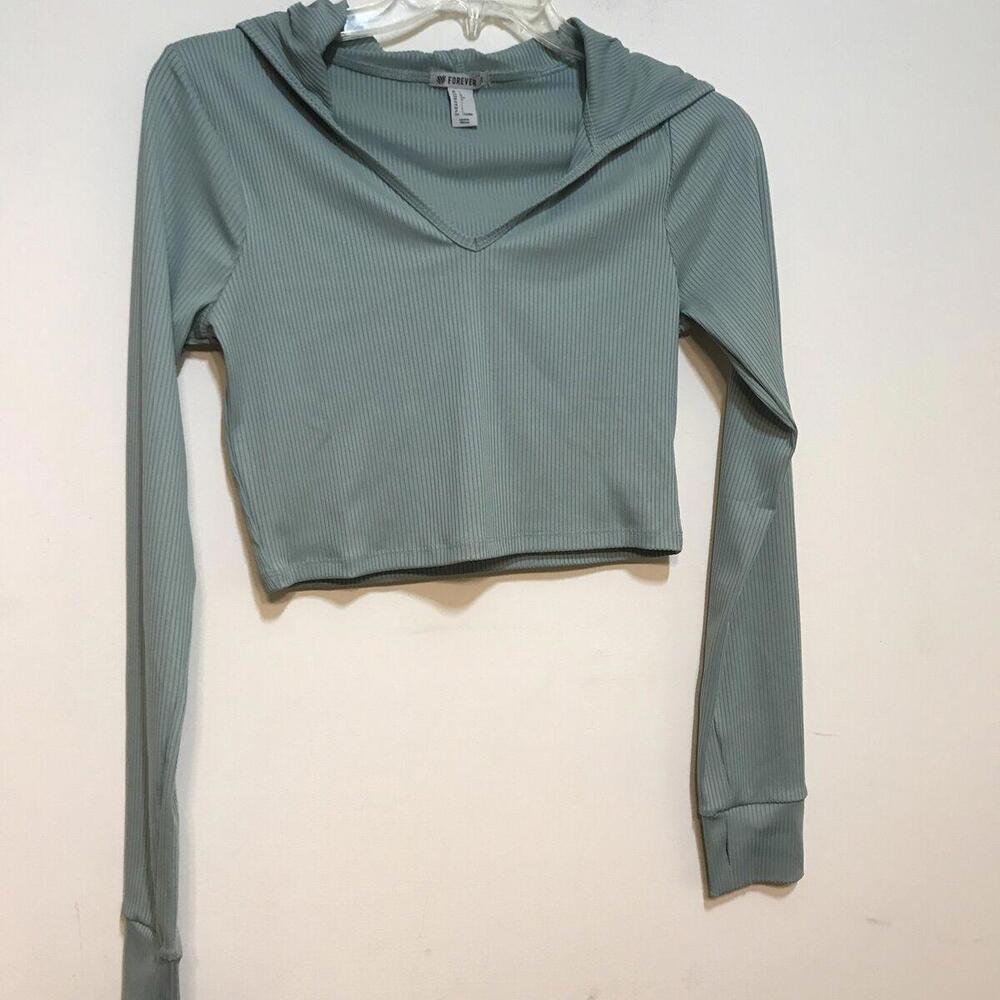 Forever 21 Top sweater L Long Sleeve Pullover Hoodie Light Green Junior